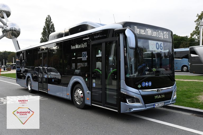 Lion's City - drošākais pilsētas autobuss pasaulē